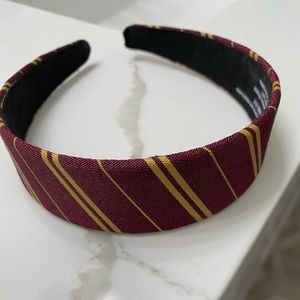 Wizarding World of Harry Potter Gryffindor headband